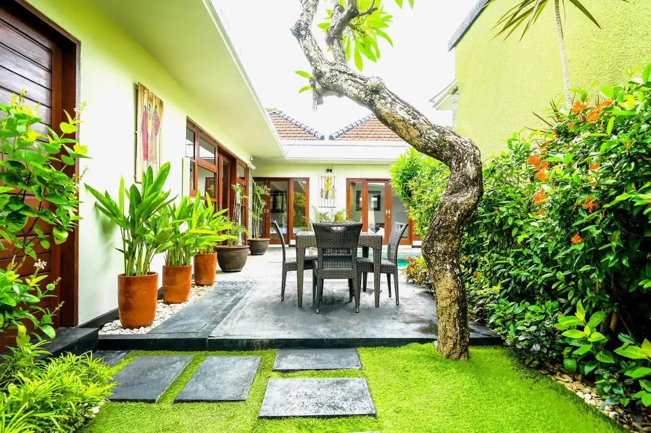 Villa Vino - Legian - 3 Bedroom - 3 Bathroom Villa - Great Location Seminyak  Indonesia